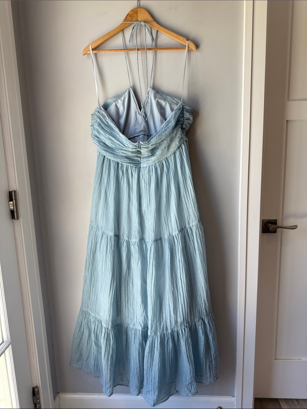 Selfie Leslie Light Blue Halter Tiered Maxi Dress Beach Flowy Spring Summer - Picture 3 of 9
